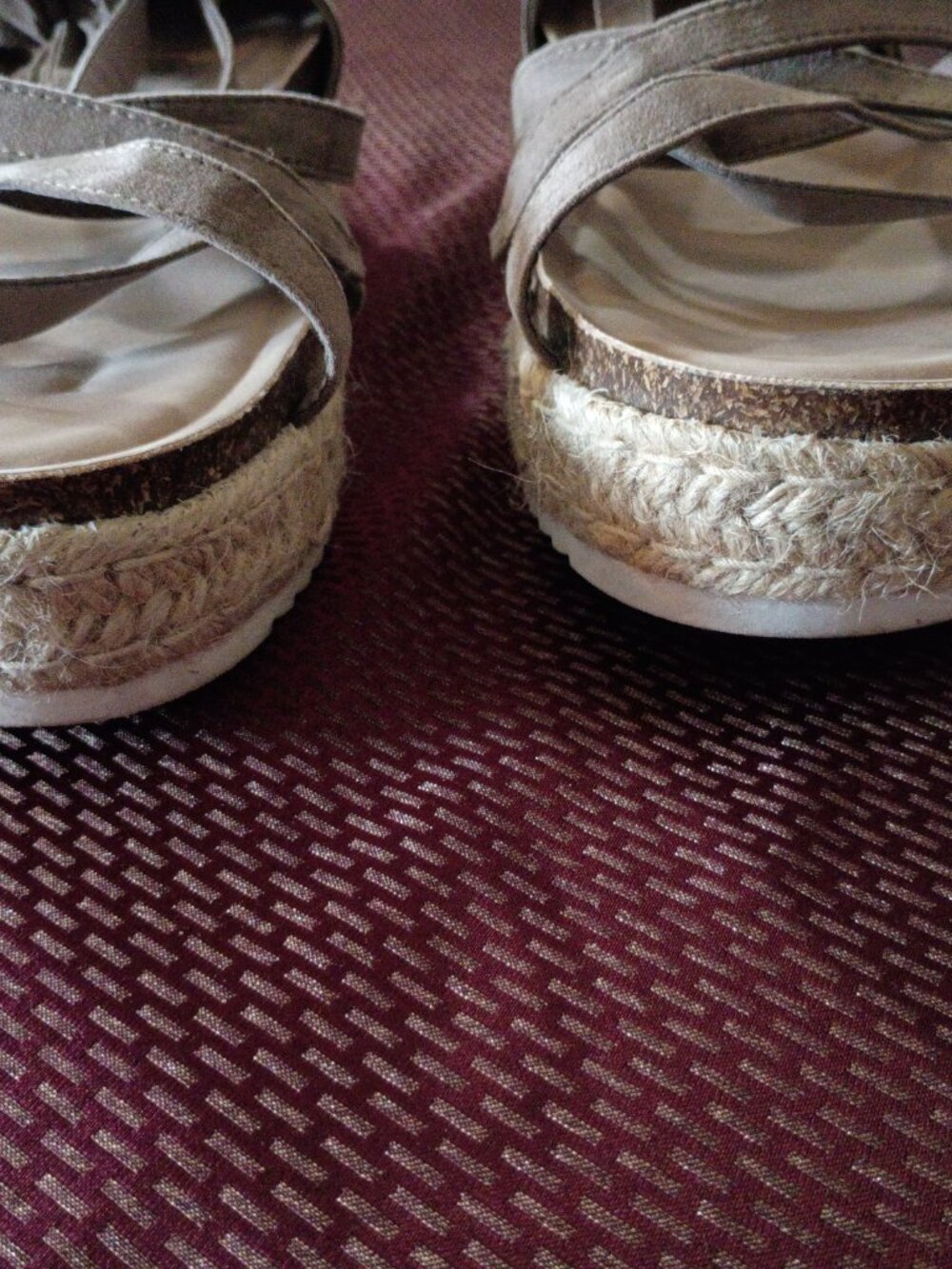 Women's Wedge Sandals - Picture 9 of 15